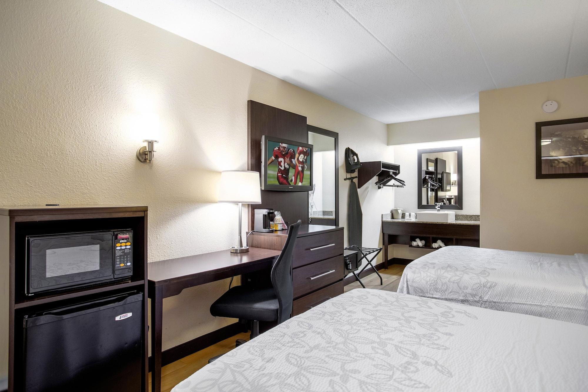 Red Roof Inn Plus+ Washington Dc - אלכסנדריה מראה חיצוני תמונה