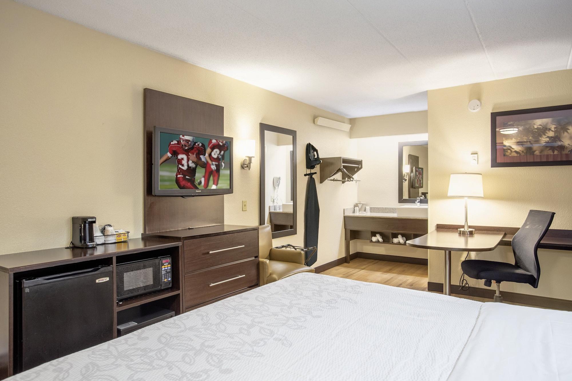 Red Roof Inn Plus+ Washington Dc - אלכסנדריה מראה חיצוני תמונה